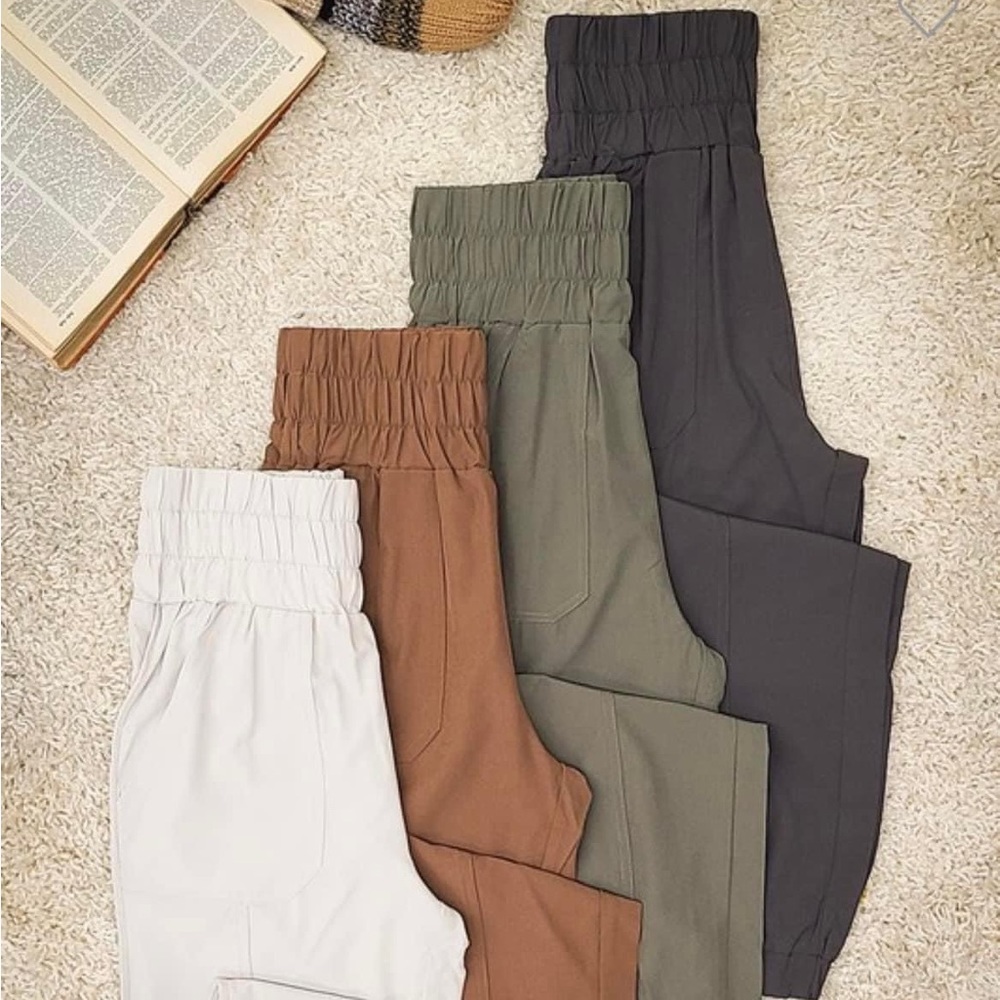 NWT women’s Joggers-2 Pairs